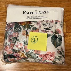 Ralph Lauren - “ Allison” Cottage Rose Floral Queen size irregular sheet…